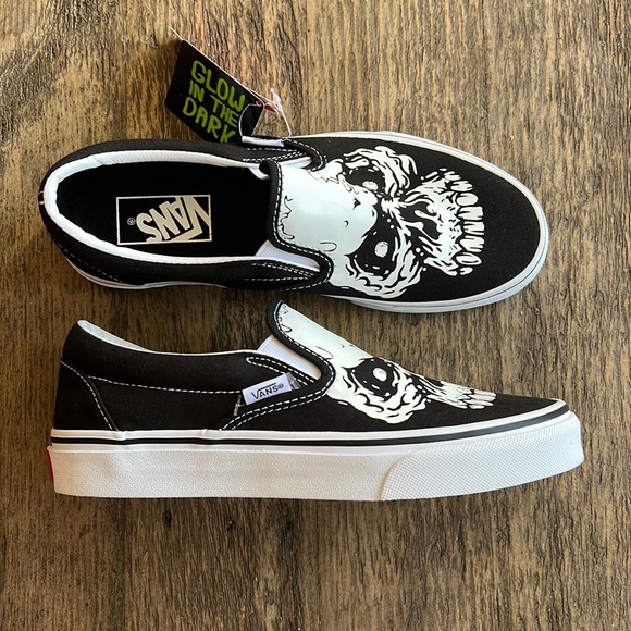 Vans Shoes - Vans classic slip on-glow in the dark skull shoes. Women’s 7.0. NWT
